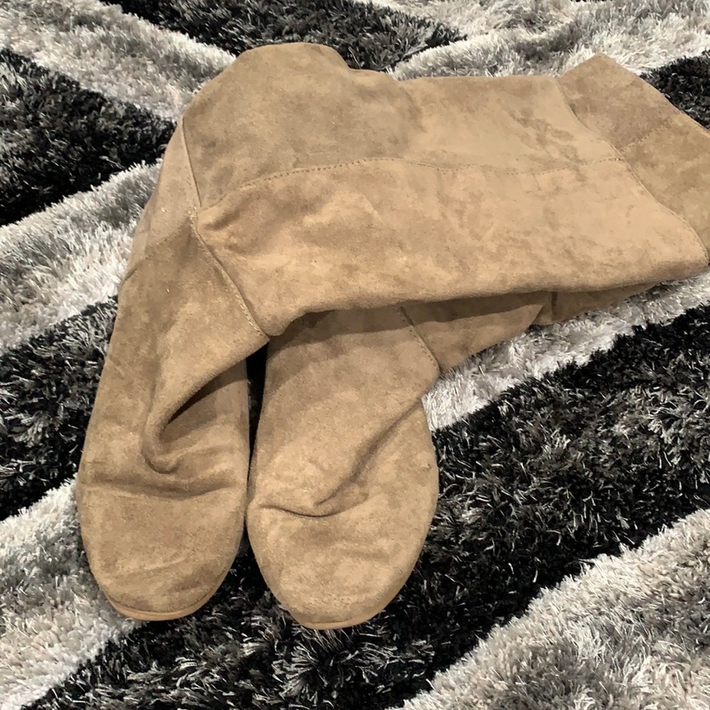 tan suede boots